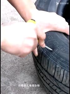 TYRE REPAIR KIT SET Car Tubeless Tyre Tire Puncture Repair Tools Set Penampal Tayar Pancit Tubeless Kereta Motorcycle 轮胎补洞