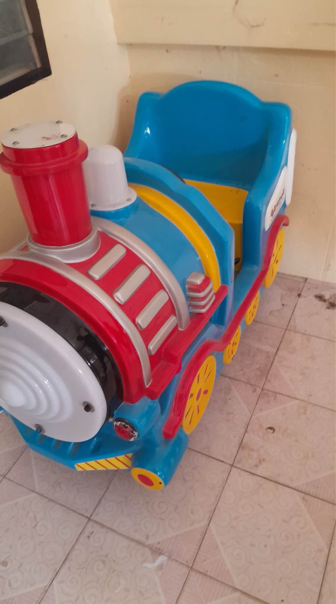 ของเล่นที่มีเสียงดนตรี เครื่องโยกเด็กเล่น มีเสียงดนตรี รถไฟเล็ก