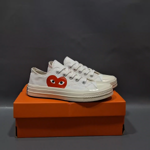 OBRAL SEPATU PUTIH CV 70S LOW X CDG PLAY WHITE SOL GLOSSY 36-43 SEPATU PUTIH POLOS SABLON KANVAS 100%