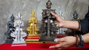 รวยสิบทิศ มหานิยม พุทธคุณเรียกทรัพย์ มหาทรัพย์ ค้าขายคล่องตัว ภัยอันตรายไม่เข้าตัว วัดดังนิยมบูชา ปลุกเสกวัดดัง 39