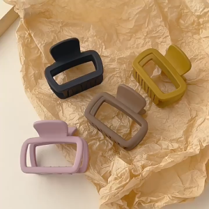 AKSESORIS PENJEPIT RAMBUT KOTAK BAHAN TEBAL PREMIUM SALON MODEL KOTAK BOLONG