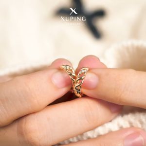 Xuping Anting Clip Emas 3 Mata Zircon 0161210147