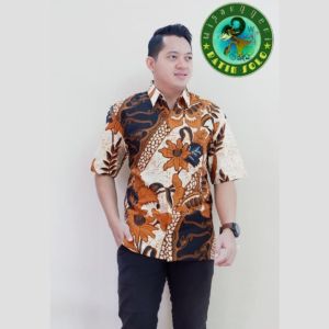 Baju batik pria murah lengan pendek panjang lapisan furing halus batik wisanggeni solo motif bunga sogan hitam