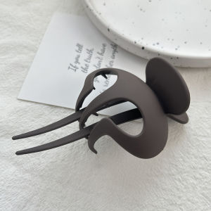 กิ๊บติดผมทรงเรซินรูปคอหมูป่าแบบใหม่ปี 2024 สำหรับผู้หญิงและเด็ก กิ๊บติดผมทรง U ตกแต่งผมแบบใหม่ปี 2024 กิ๊บติดผมสไตล์เกาหลีสำหรับฤดูร้อน