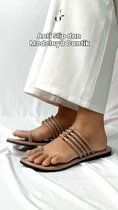 FARADELA Milena Sandal Jepit Jempol Wanita Strap Teplek Anti Slip F07-30.1