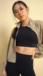 Forge Activewear - Asteria Jaket Olahraga Wanita Lightweight - Baju Olah Raga Jacket Zipper Gym Running Lari Joging Jogging Training Sportswear Sports Wear Pakaian Hijab Sport Dewasa Remaja Resleting Muslimah Premium Cewek Cewe Polos Casual Hitam S M L
