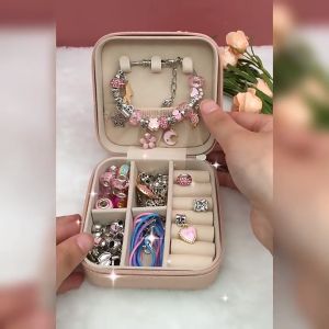 Girls Toys Childrens DIY Bracelets Birthdays Gifts Educational Toys Diy Beaded Bracelet Creative Jewelry Set Gift Box