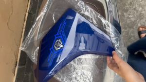 Má bững tem lập thể zin hãng Honda xe Airblade 2016-2019.(Giá 1 cái)