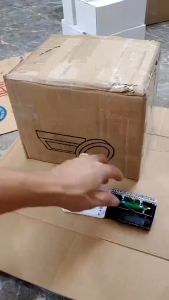 Đèn năng lượng mặt trời sân vườn gắn bậc cầu thang lan can hàng rào ban công bể cá đèn led trang trí ngoài trờ