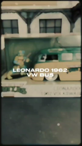 โมเดลรถเหล็ก VW LEONARDO & 1962 VOLKSWAGEN BUS SCALE 1:24 ยี่ห้อ JADA