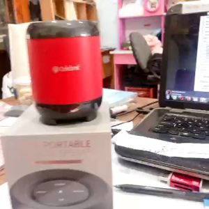 Loa bluetooth nhỏ gọn tiện dụng Celebrat FLY-3 hàng chính hãng