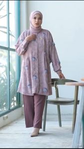 Tulus Signature Sanita Set LD 114 - Setelan Wanita Celana & Tunik Crinkle Airflow Emboss Bunga