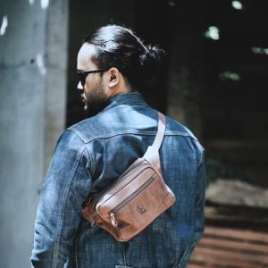 Tas Selempang Kulit Waistbag Slempang Pria Hazar Bag Branded