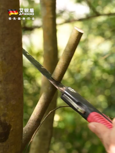 New เลื่อยตัดไม้พับได้ SK9 เลื่อยพับได้ เลื่อยตัดกิ่ง การตัดรวดเร็ว เลื่อยมือ เลี่อยตัดไม้เลื่อย พกพาสะดวก ทนต่อการสึกหรอ ป้องกันสนิม ทนต่อการกัดกร่อนได้ดี ใช้งานได้ยาวนาน