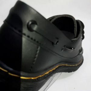 loafers three hole zapato hitam putih terbaru karet kulit sintetis loafers slip on kasual