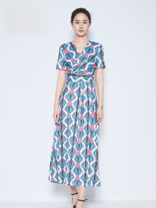 MY TENO | ชุดเดรสพิมพ์ลายดอกไม้สีน้ำเงินหรูหรา ทรงเอเข้ารูป ดีไซน์สไตล์ฝรั่งเศส แขนสั้น คอวี กระโปรงทรงเอ ชุดทำงาน