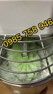 Máy nhồi bột năng làm trân châu  . Đảo 4kg bột khô 1 lần . Dung tích cối 10L