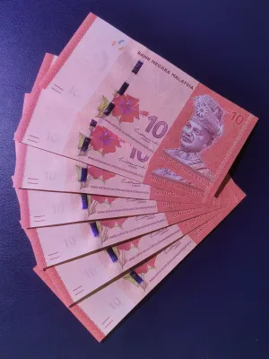 Banknote Malaysia 14thRM10 UNC 全新连号 [ Pricr for one pcs ]