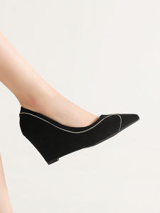 รองเท้าส้นสูงหนังแท้สีดำ ทรงหัวแหลม รองเท้าทำงานสำหรับผู้หญิง ฤดูใบไม้ผลิและฤดูร้อน รองเท้าส้นหนาแบบสวมสบาย