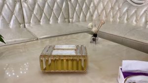 Hộp đựng bút cọ trang điểm bằng kim loại pha lê trắng sang trọng đẳng cấp