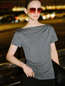 GIOVANNI VALENTINO | Áo Thun Nữ Mỏng Hợp Thời Trang Đính Form Slim Fit Mùa Hè