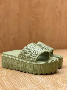 Dép Nữ quai ngang đúc nguyên khối Phong cách hoa văn dập nổi đế cao 5cm SF-363 Hàng Chính Hãng DUWA