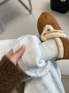 กางเกงวอร์มผู้หญิงสีขาวเทา ทรงหลวมเอวสูง ทรงหลวม กางเกงขายาวผ้าขนแกะ ทรงหลวม กางเกงขายาวทรงหลวมสำหรับฤดูใบไม้ร่วงและฤดูหนาว