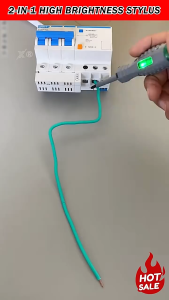 Non Contact Voltage Detector Screwdriver With Strong Torque For Professional Electricians And DIY Users