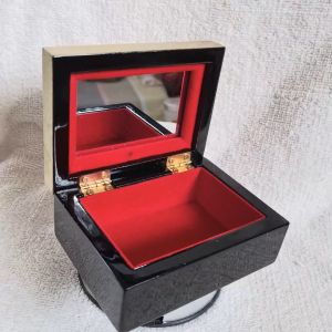 Wholesaler / Direct Local Supplier For Hand Painting Lacquerware Lacquer Jewellery Jewelry Boxes Box From Vietnam