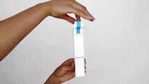 La Roche-Posay Duo+ Double Conditioning Essence 40ml Clears Acne and Lightens Acne Scars
