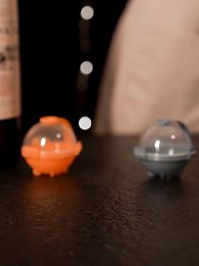 Ice Cube Makers Round Ice Hockey Mold Whisky Cocktail Vodka Ball Ice Mould Bar Party Kitchen Ice Box Ice Cream Maker Tools