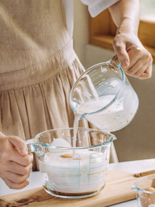 SHUEHO | Milk Heating Egg Beating Glass Measuring Cup Heat-resistant With Scale