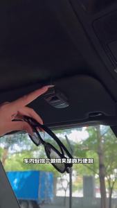 Giá Đỡ Kính Ô Tô Thời Trang Cao Cấp Nhựa ABS Phụ Kiện Che Nắng Đa Chức Năng Bền Bỉ Phù Hợp Với Nhiều Loại Kính Mắt