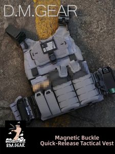 Tactical Magnetic MOLLE Vest
