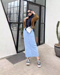 Yuki Skirt On Light by Kayla Kiddoz Rok Midi Jeans Unfinished 7/9 Model Kekinian Terbaru