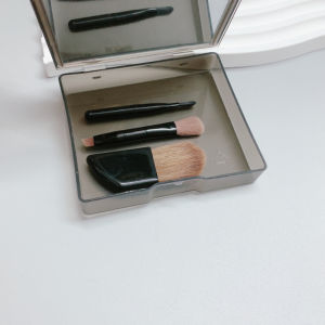 Portable Travel Mini Makeup Puff Empty Box Ultra-Thin Pink Fan with Mirror Cosmetic Beauty Tool from China