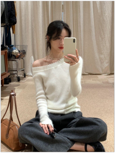 HUOLISI | Elegant French Off-Shoulder Lacy Knit Underwear Sweater