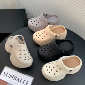 MAKATA💕 รองเท้าแฟชั่นหัวโต เสริมส้น+แถมตัวติดการ์ตูน SUNG96 เบา พื้นนิ่ม ใส่สบาย พร้อมส่ง