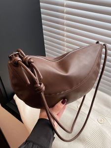 Túi Đeo Chéo Kiểu Pháp Mới 2024 Túi Đeo Vai Đơn Giản Thường Ngày Cho Nữ Túi Đeo Chéo Hình Trăng Tròn Mềm Mại Có Khóa Kéo