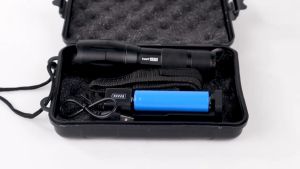 Senter LED Flashlight Cree XM-P50 Cas Sudah Termasuk Batera Lengkap dengan Charger Casan dan Kotak Tempat Penyimpanan | Senter LED Outdoor Rumah Kebun Hiking Camping Mendaki Gunung Serbaguna | TaffLED-E17