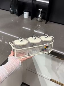 Set 3-4 hũ gia vị nắp có vòng khuyên tròn kèm khay kim loại dụng tiện dụng