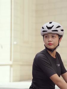 West Biking | Lightweight Breathable Mountain and Road Cycling Helmet One-piece Molded