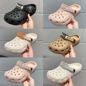 รองเท้าแตะสไตล์หลุมกันลื่น EVA แบบสบาย ๆ สําหรับผู้ชายและผู้หญิงรองเท้าแตะฤดูร้อนที่ทันสมัยพร้อมการฉีดแรงกดด้านล่างแบบนุ่ม