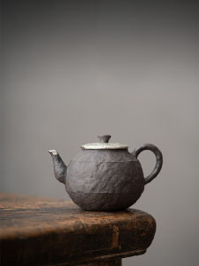 Handmade Ancient Rock Clay Silver Plated Tea Pot Chinese Style Ceramic Gongfu Tea Set Tea Brewing Apparatus Home Use Vintage Style