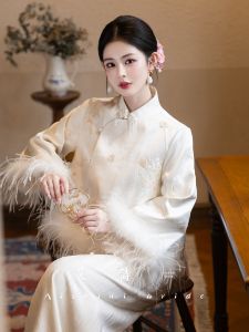 AISHINI | Bridal Qipao Suit Winter