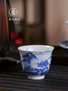 Chinese Style Blue And White Porcelain Tea Cup Guest Cup Small Capacity for Home Use And Tea Appreciation Semi-Handmade Ceramic