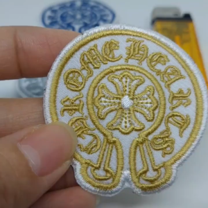 59BRN4 CHROME HEART monochrome bordir patch emblem iron on