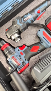 MASARU ชุดเซ็ตสว่านไร้สาย + เครื่องเจียรไร้สาย 20V สว่านไขควงไฟฟ้า มอเตอร์บัสเลส พร้อมแบตเตอรี่และอุปกรณ์ครบชุด ครบจบในกล่องเดียว รุ่น SCCG-105