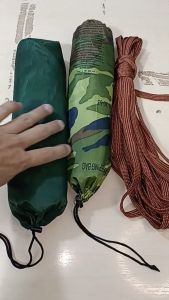 เปล สนาม ผ้าร่ม 2 ชั้น พร้อมเชือกผูก สำหรับเดินป่า เดินทาง ผูกนอน ตามต้นไม้ ตามรถ สังฆภัณฑ์ (ร้านบุญพาสุข)