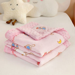 Thin Non-Cotton Air Conditioned Summer Quilt Machine Washable Single Person Dormitory Lightweight Fiber Fill Drowsiness Aid